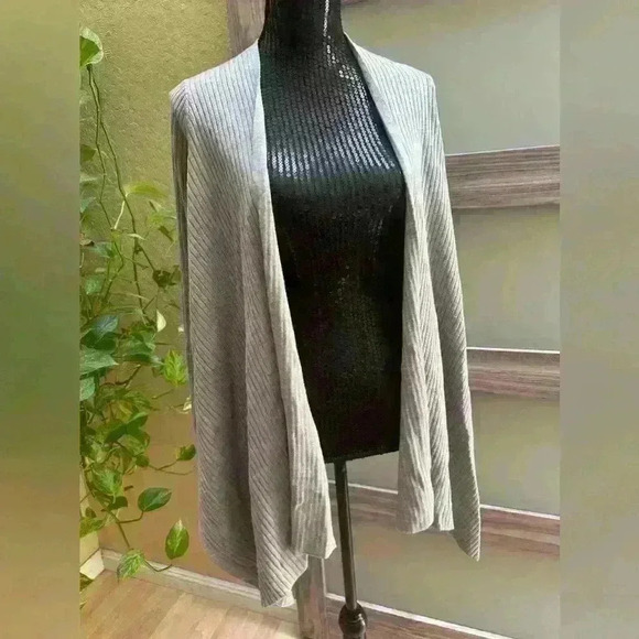 Athleta Sweaters - ATHLETA Solstice grey ribbed waterfall open front cardigan 🩶